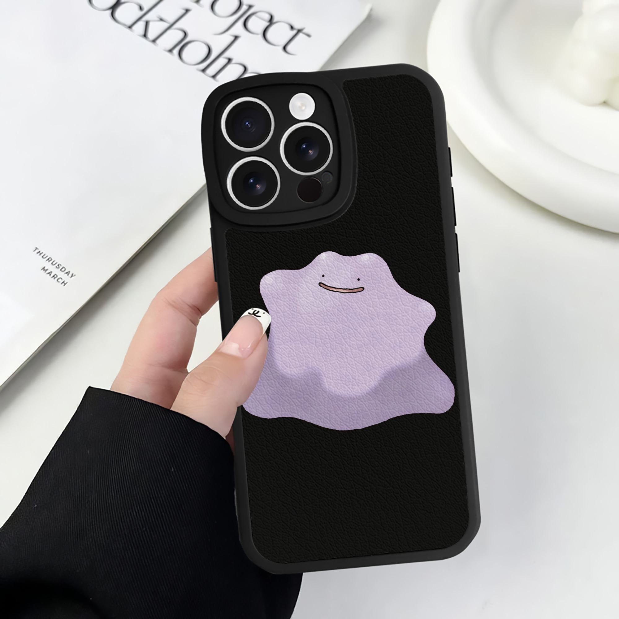 （画像用） ポケットモンスター Pokémon 【iPhone 16シリーズ対応】シリコンスマホケース（レザー調） 材質：シリコン